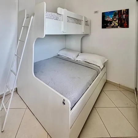 Del Mar Sea View Apartman *