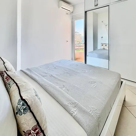 Del Mar Sea View Apartman *