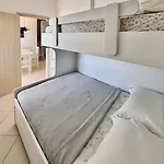 דירה Del Mar Sea View