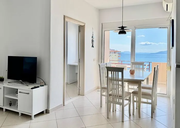 Del Mar Sea View Apartment *