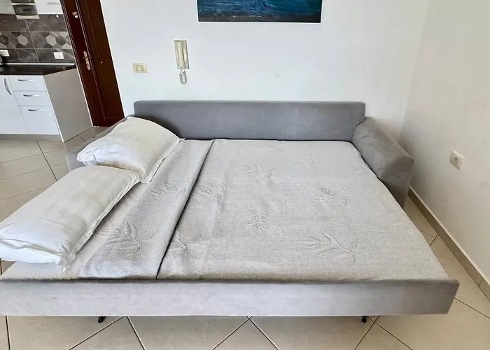 Del Mar Sea View Apartment Sarandë
